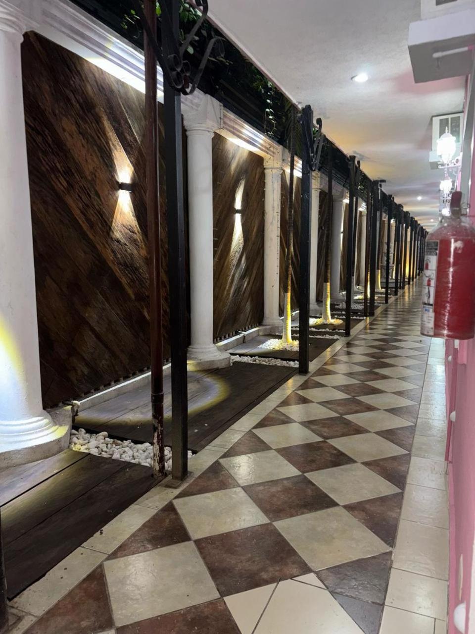 Hotel La Casona Villahermosa Exteriér fotografie